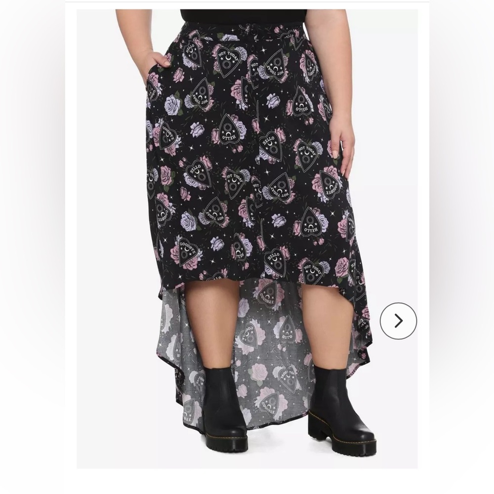 Floral Planchette Button-Front Hi-Low Maxi Skirt Plus Size